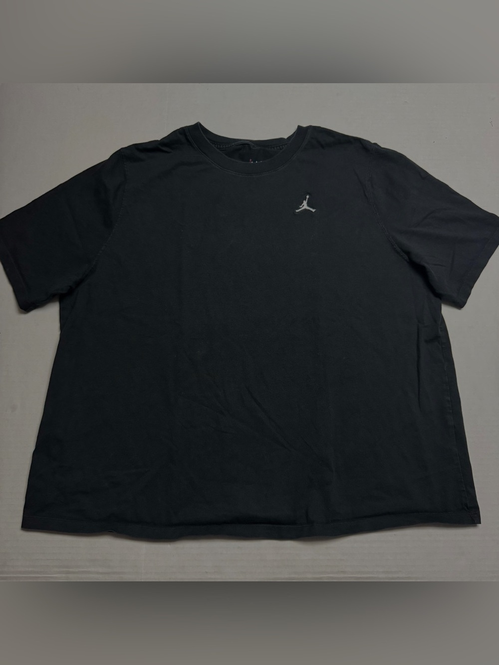 Jordan Essentials Women’s Boxy Fit T-Shirt In Black Size: 1X